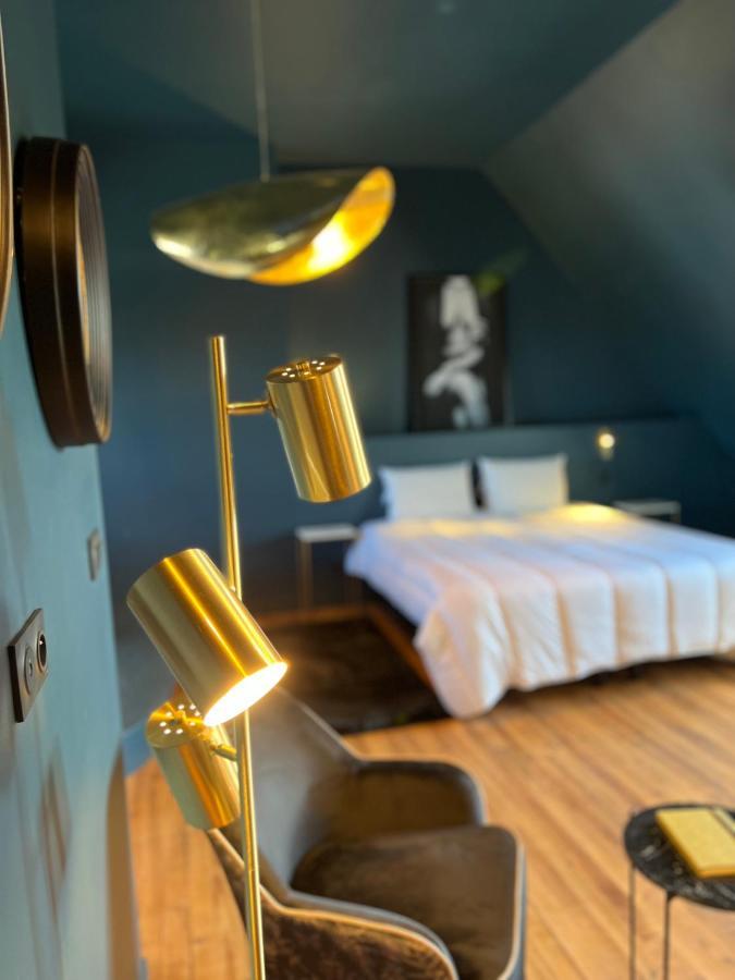 La Suite Isahora. Les Locations Isahora C'Est Aussi Plusieurs Appart' De Standing A 2 Pas Du Chateau D'Eu, Des Falaises Du Treport, De Mers Les Bains Et Aux Portes De La Baie De Somme ウー  エクステリア 写真